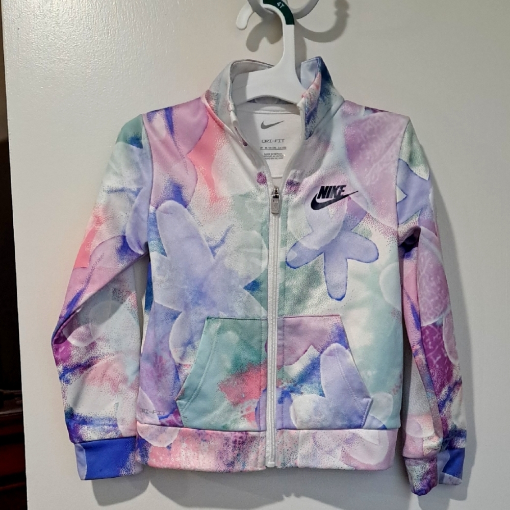 Nike Girls Colorful Graphic Jacket and Leggings